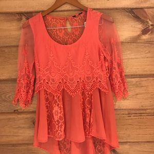 The buckle lace blouse